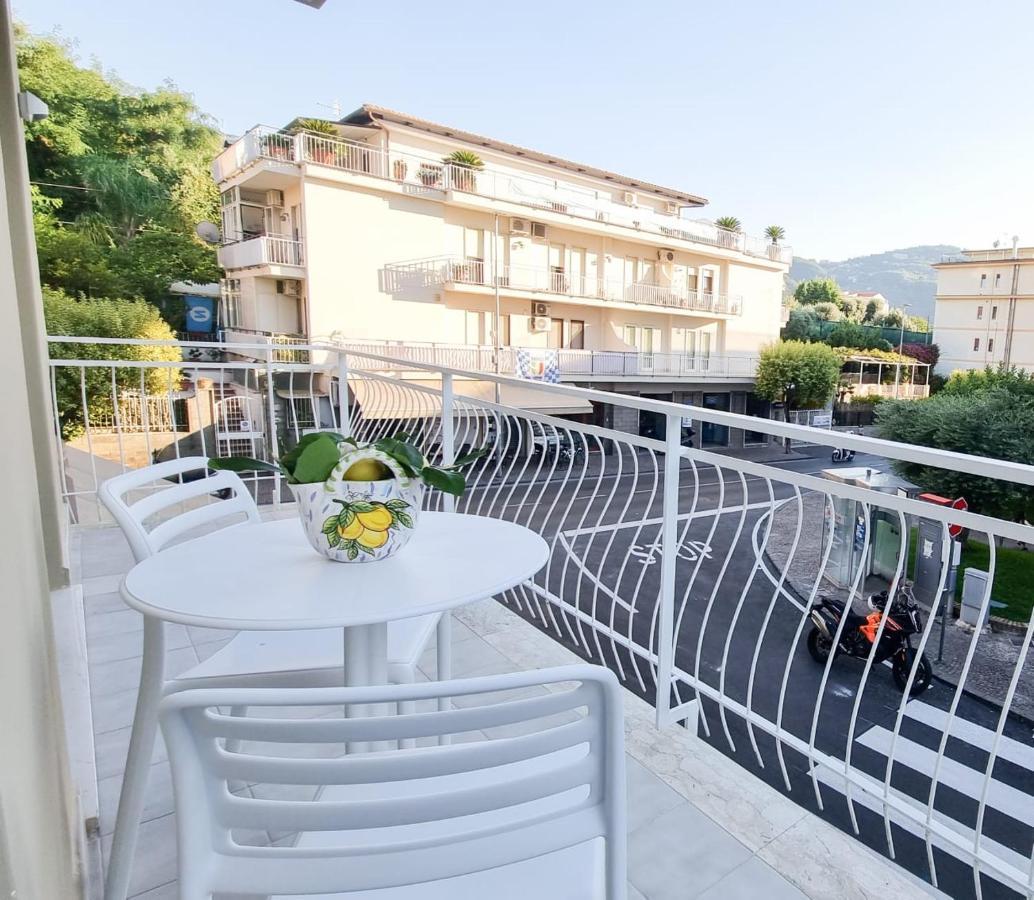 Palazzo Mauro Sorrento Luxury Rooms Εξωτερικό φωτογραφία