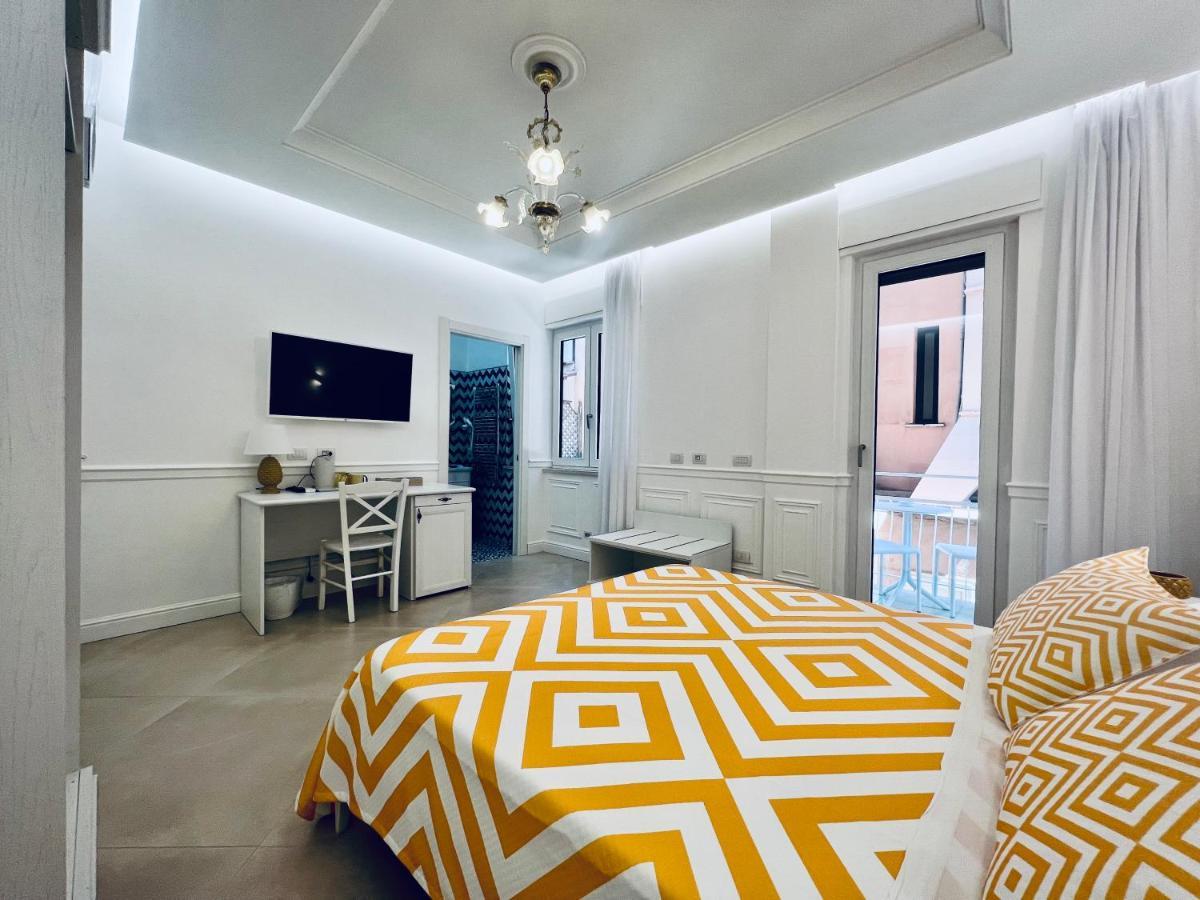 Palazzo Mauro Sorrento Luxury Rooms Εξωτερικό φωτογραφία